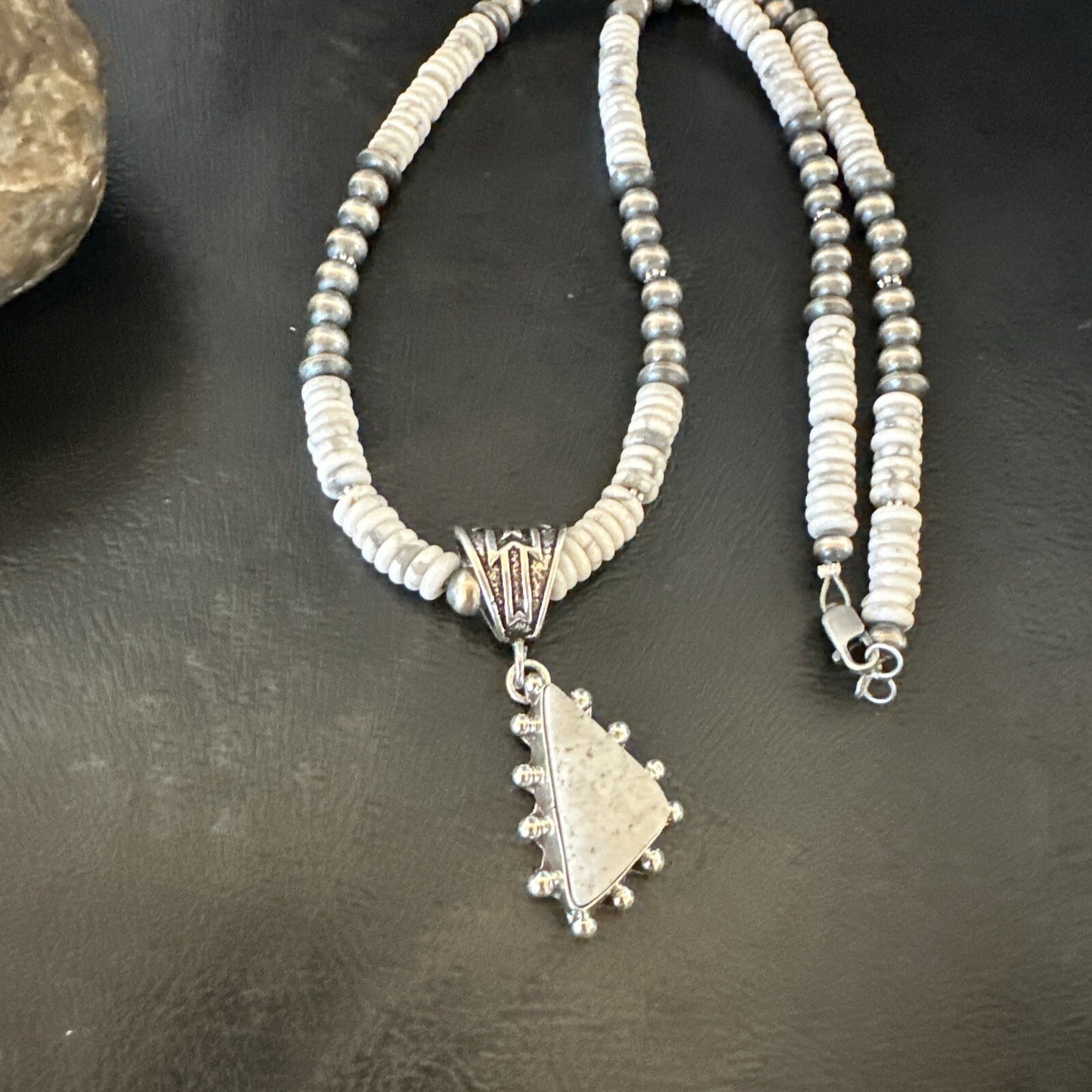 White Buffalo Turquoise Pendant Navajo Pearls Sterling Silver Necklace 22" 18257