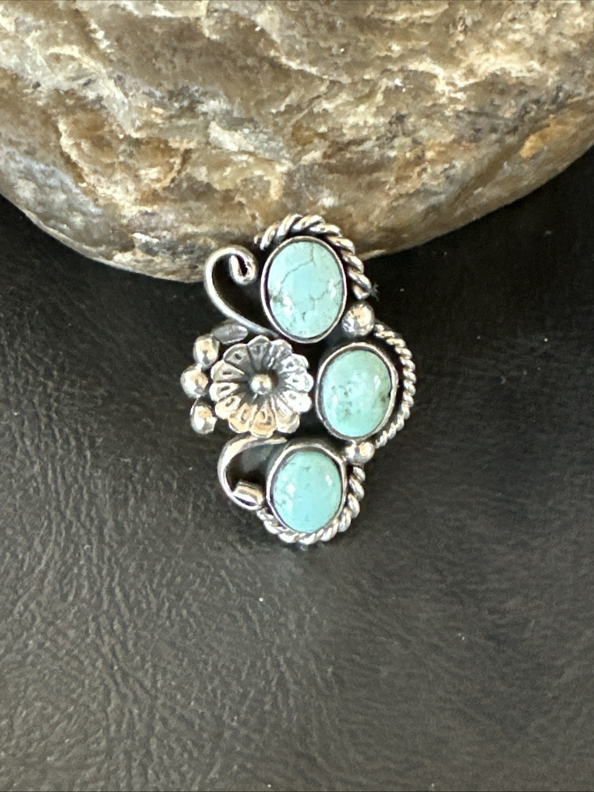 Yazzie Ring Blue Turquoise Navajo Sterling Silver Cluster Size 8.5 19226