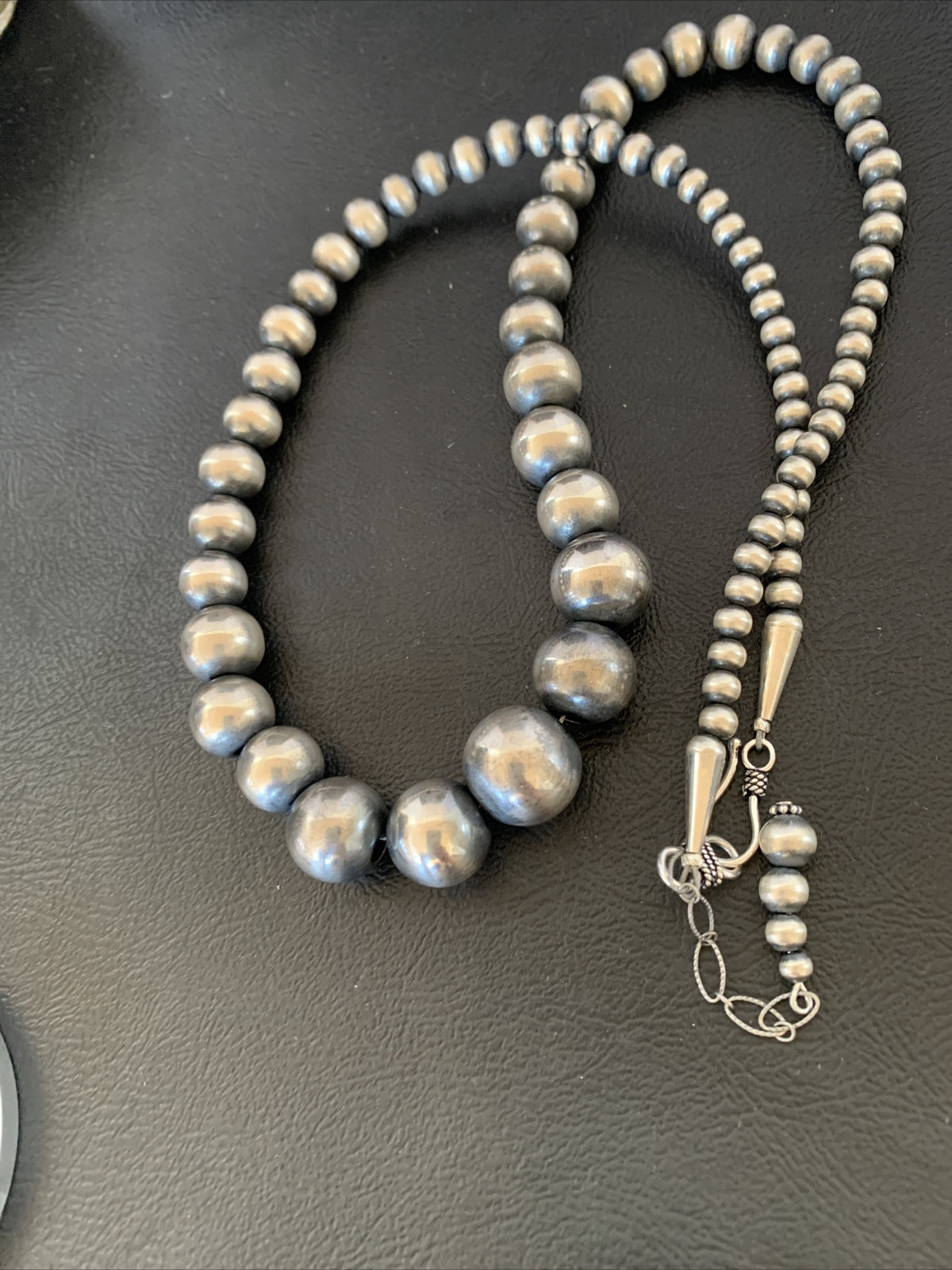 Native Navajo Pearls Grad Sterling Silver Round Seamless Bead Necklace 24”