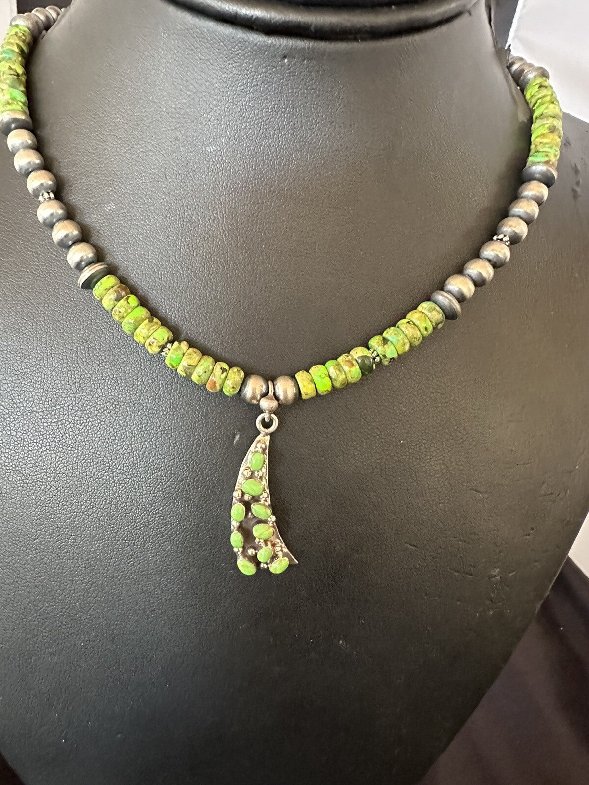 Womens Green Gaspeite Turquoise Pendant Navajo Sterling Silver Necklace 18369