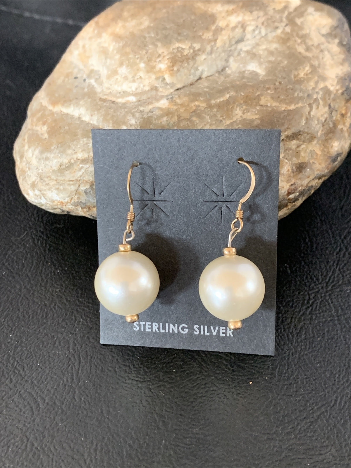 Beautiful Women White Cultured Pearl Gold Filled Bead Dangle Earrings 1" 13038