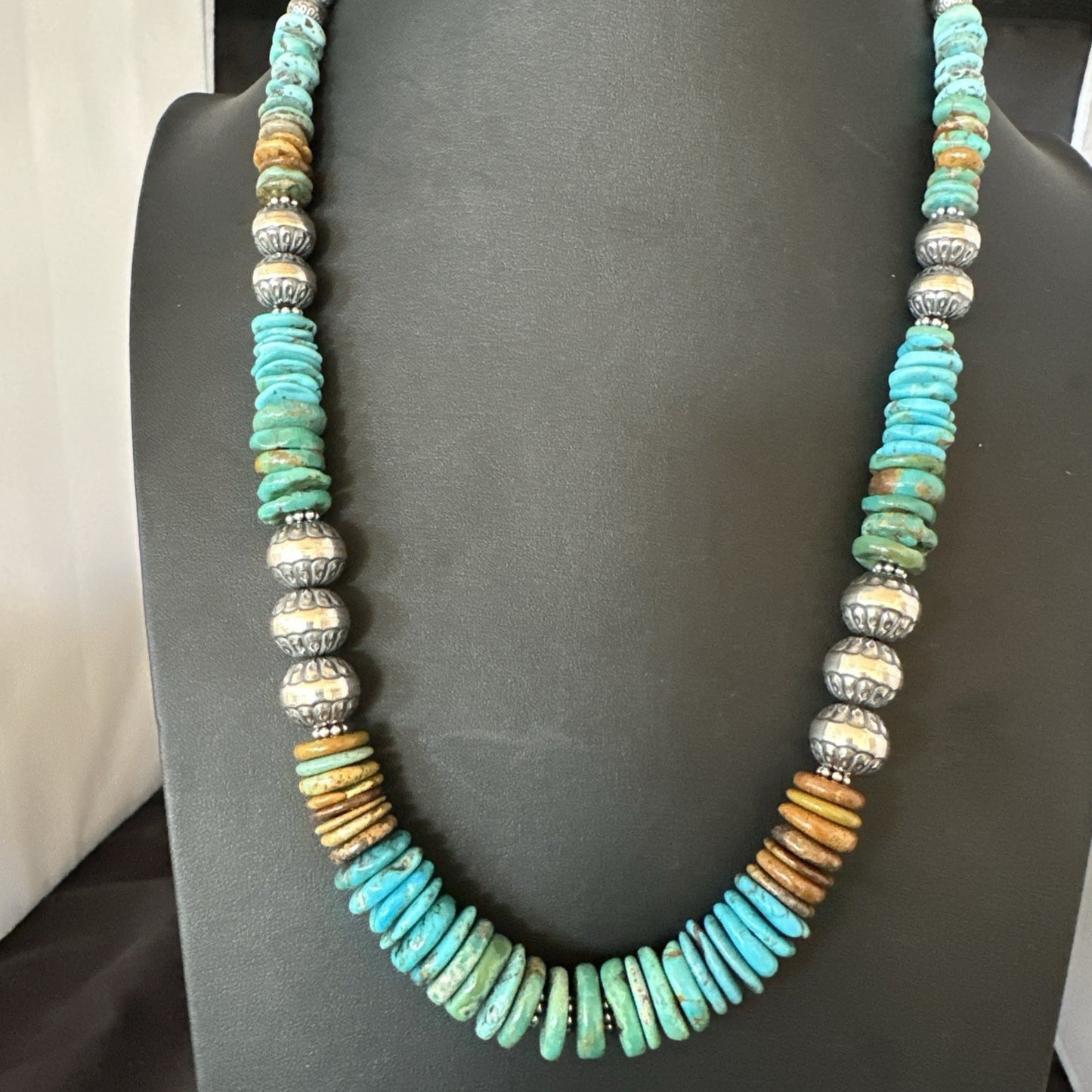 WoMens Blue Green Turquoise Navajo Sterling Silver Necklace 24” 19492