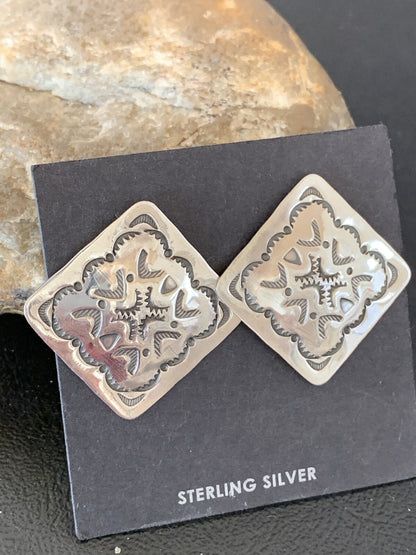 Womens Southwestern Sterling Silver Post Earrings 01655