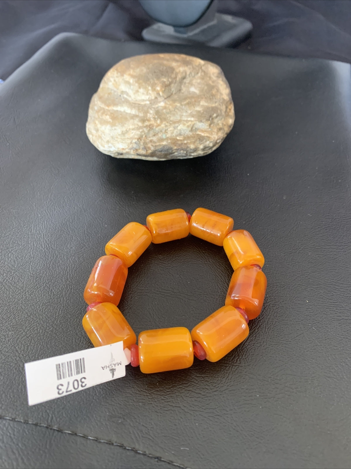 Native One-of-a-kind Stretch Gold Amber Stone Bracelet Garnet Set 03073