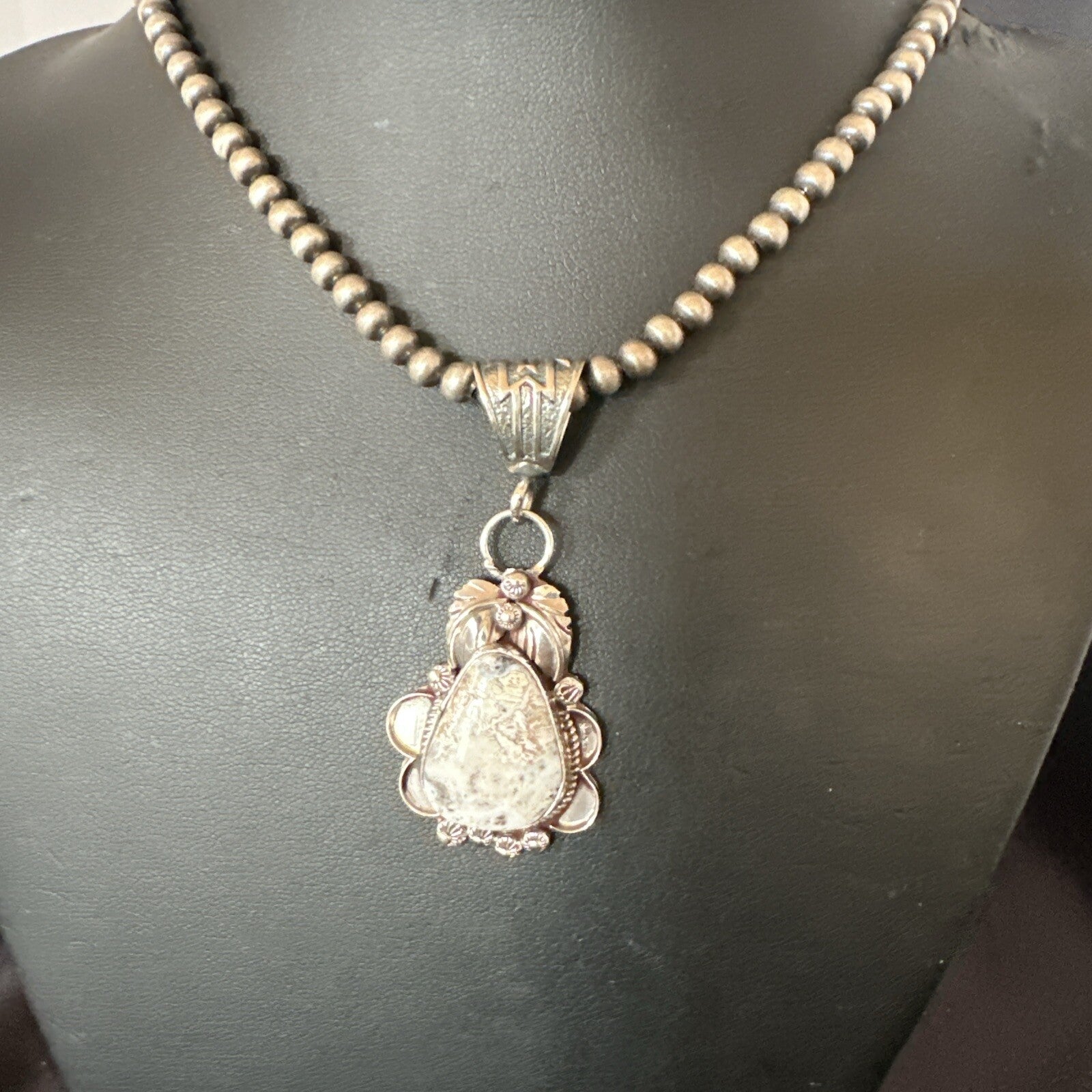 White Buffalo Turquoise Pendant  Sterling Silver Beads Necklace 17986