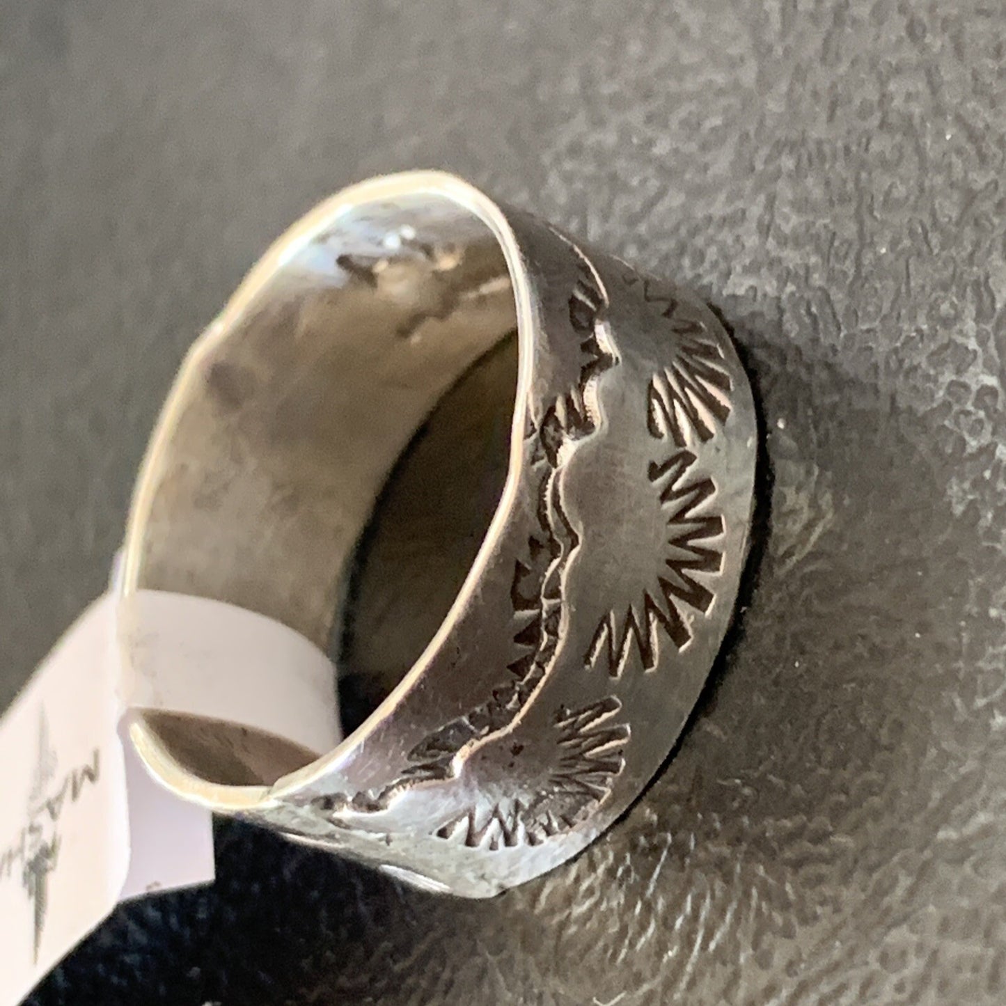 Womens Wide Band Navajo Sterling Silver Ring Size 8.5 10972N