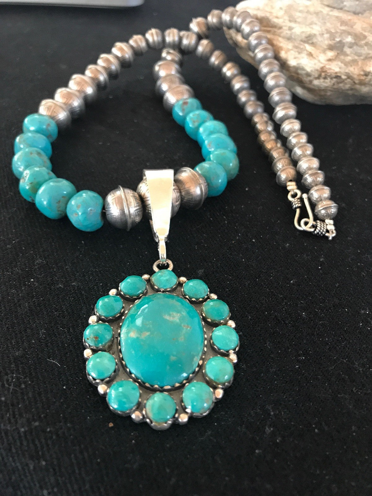 Navajo Pearls Kingman Beads Turquoise Sterling Silver Necklace Pendant 01223