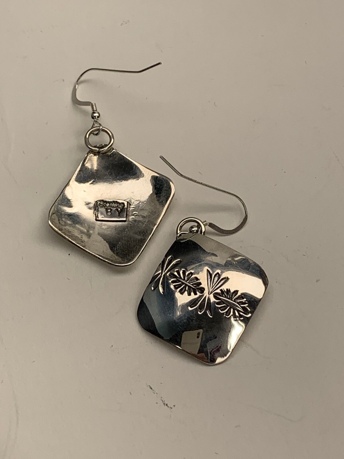 Native American Indian Navajo Stamped Sterling Silver Earrings 19756