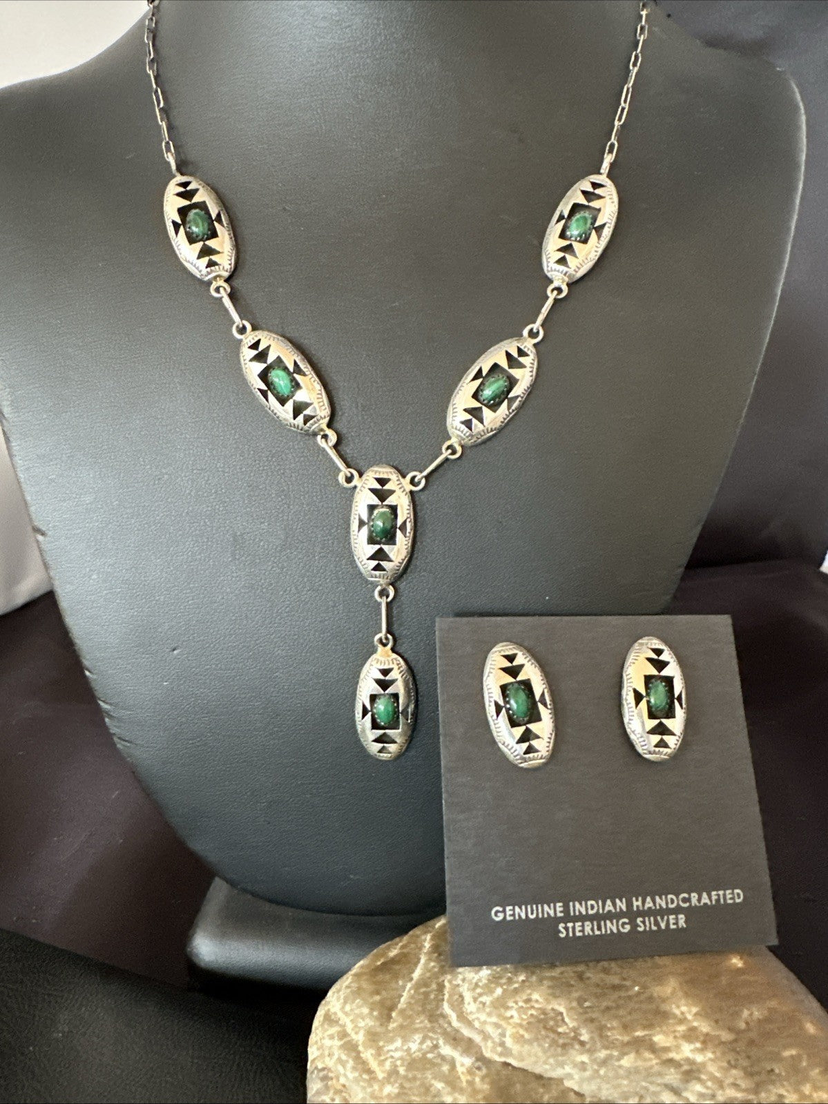 Old Navajo Green Malachite Sterling Silver Shadowbox Necklace Earrings 18”19106