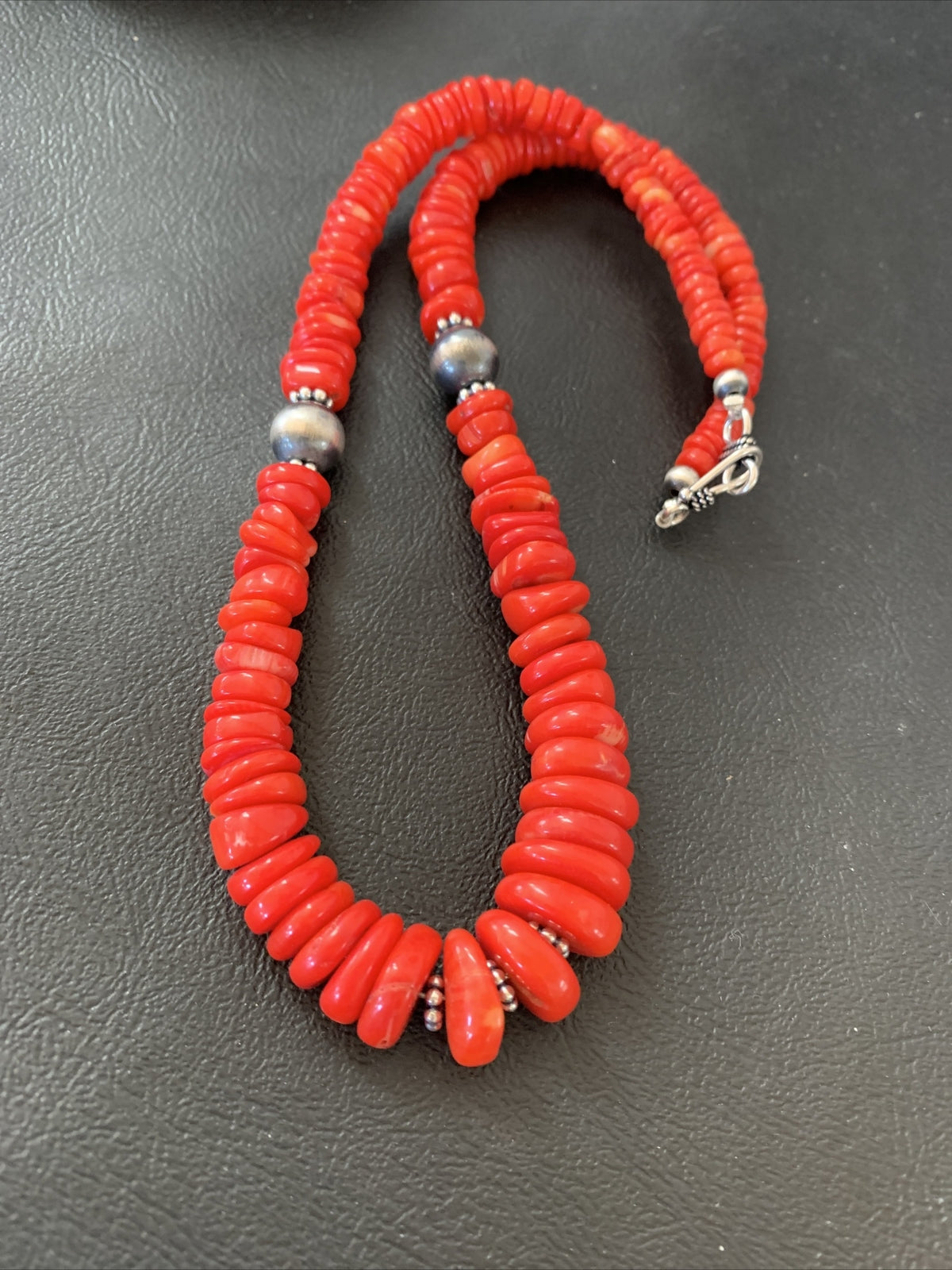 Red Coral Graduated Navajo Pearls Sterling Silver Bead Necklace 18" 01950