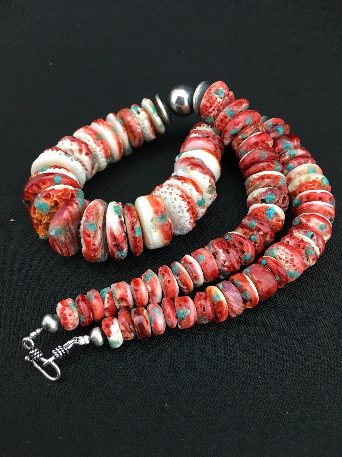 Native Spiny Oyster Graduated Navajo Sterling Silver Necklace 21" 04719
