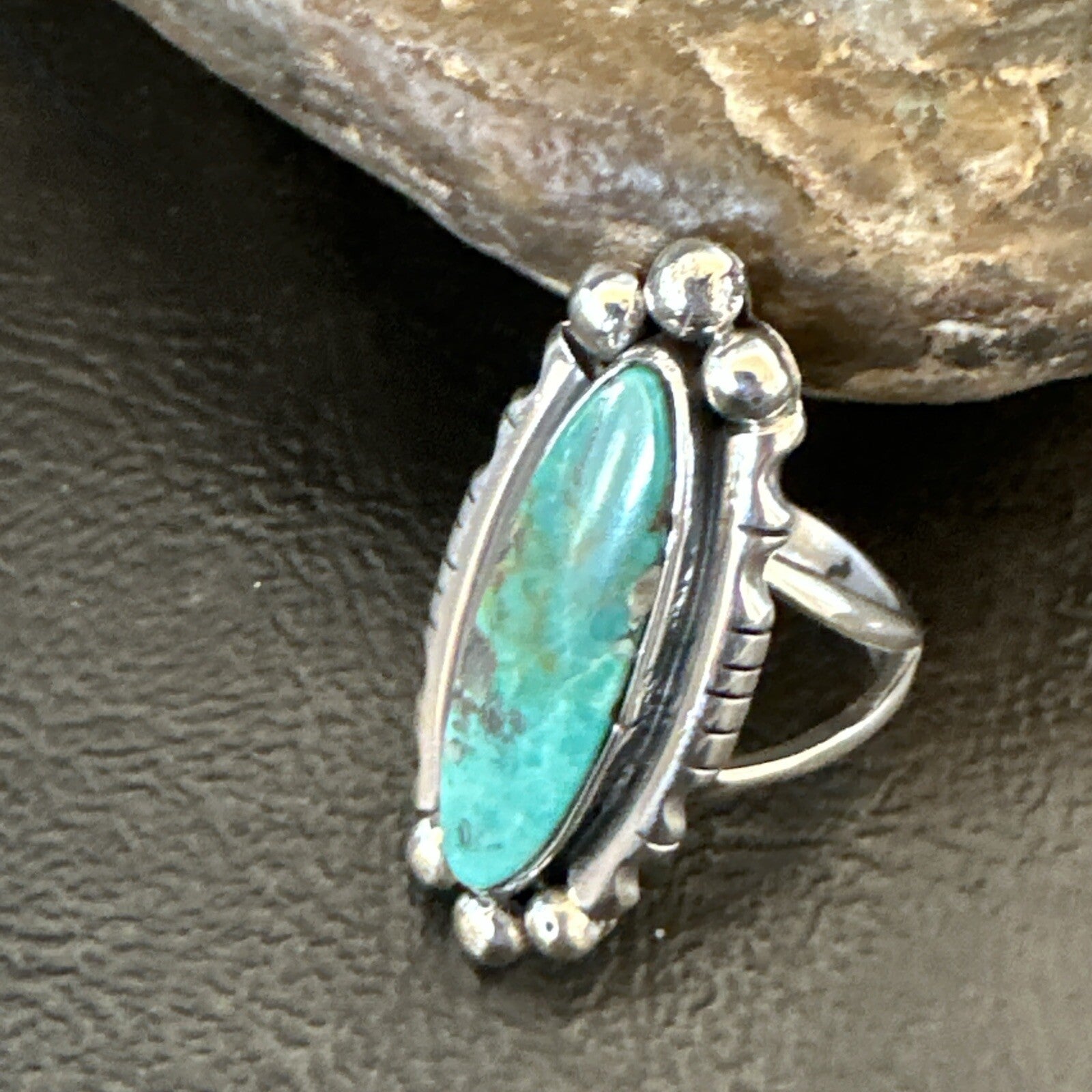 Blue Kingman Turquoise Native American Navajo Sterling Silver Ring Size 7 18629