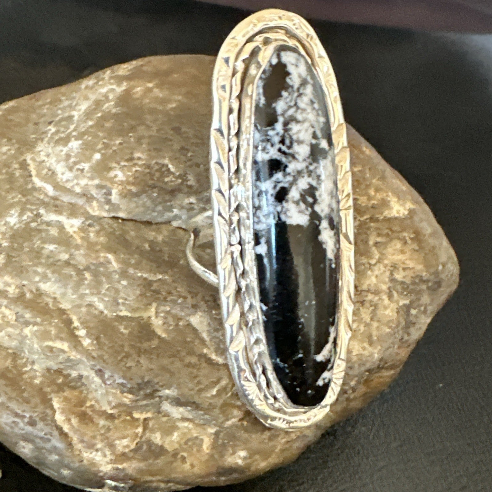 X Long Navajo White Buffalo Turquoise Ring Sterling Silver Sz 8 19767