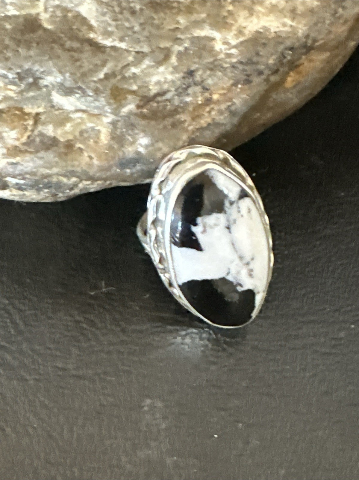 Black White Buffalo Turquoise Navajo Sterling Silver Ring Size 7 19806
