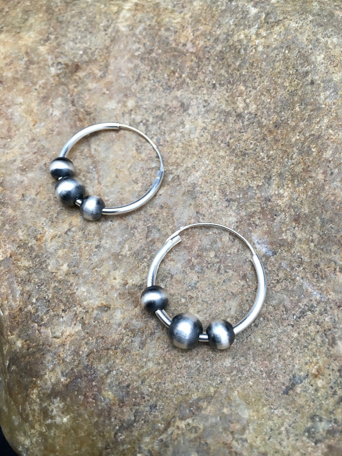 Native American Indian Hoop Sterling Silver Beads Earrings 3108