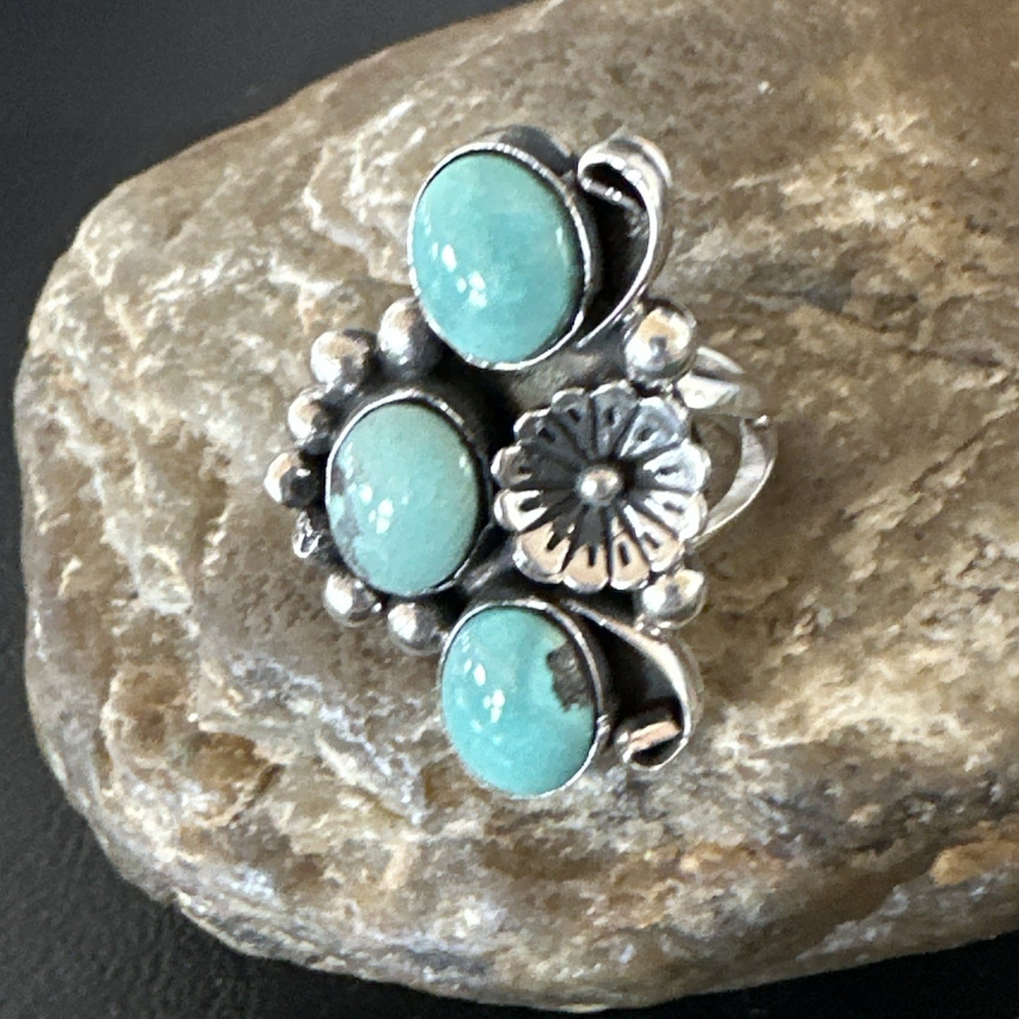 Yazzie Ring Green Turquoise Navajo Sterling Silver Cluster Size7.5 19203