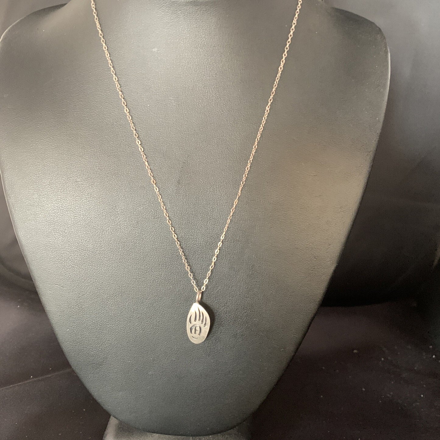 BearPaw Pendant Navajo Sterling Silver Chain Necklace 16" 13691