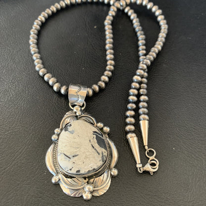 Men White Buffalo Turquoise Pendant Sterling Silver Beads Necklace 12670N