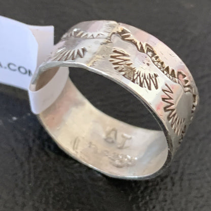 Womens Wide Band Navajo Sterling Silver Ring Size 8.5 10972N