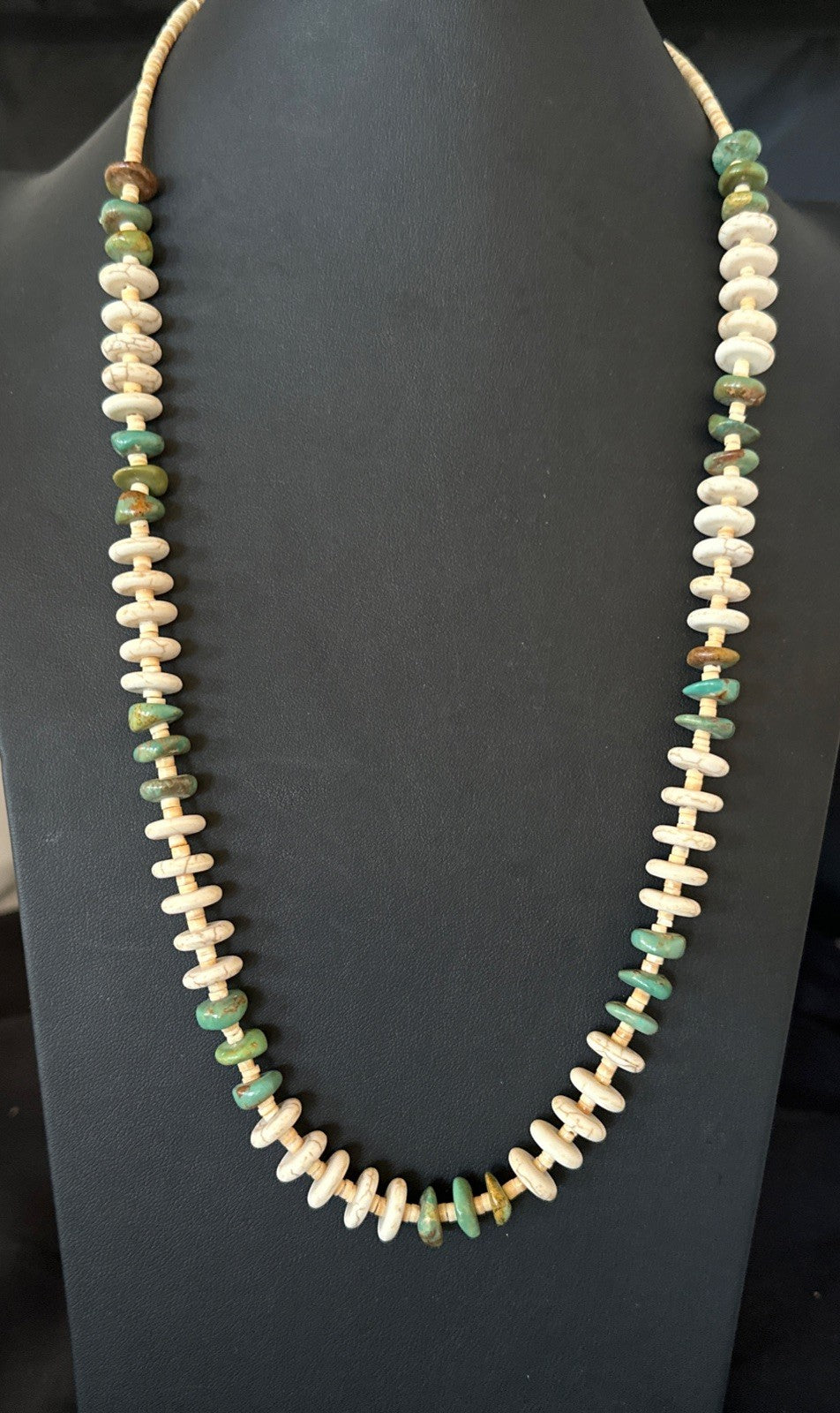 Green Royston Turquoise Shell Santo Domingo Sterling Silver Necklace 29” 19681