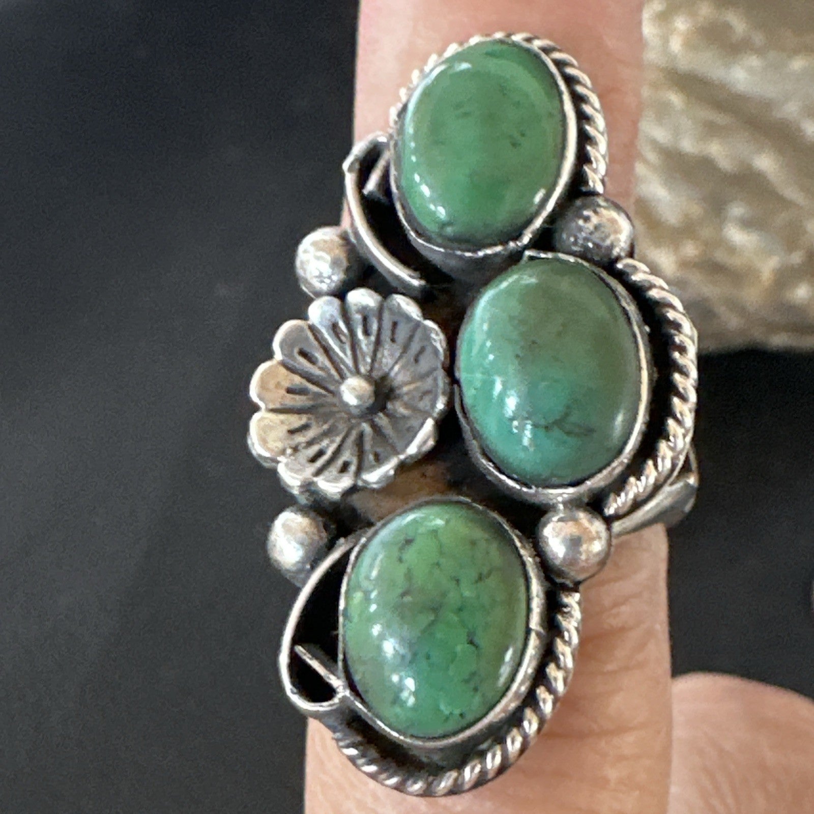 Yazzie Ring Green Turquoise Navajo Sterling Silver Cluster Size 7 19244