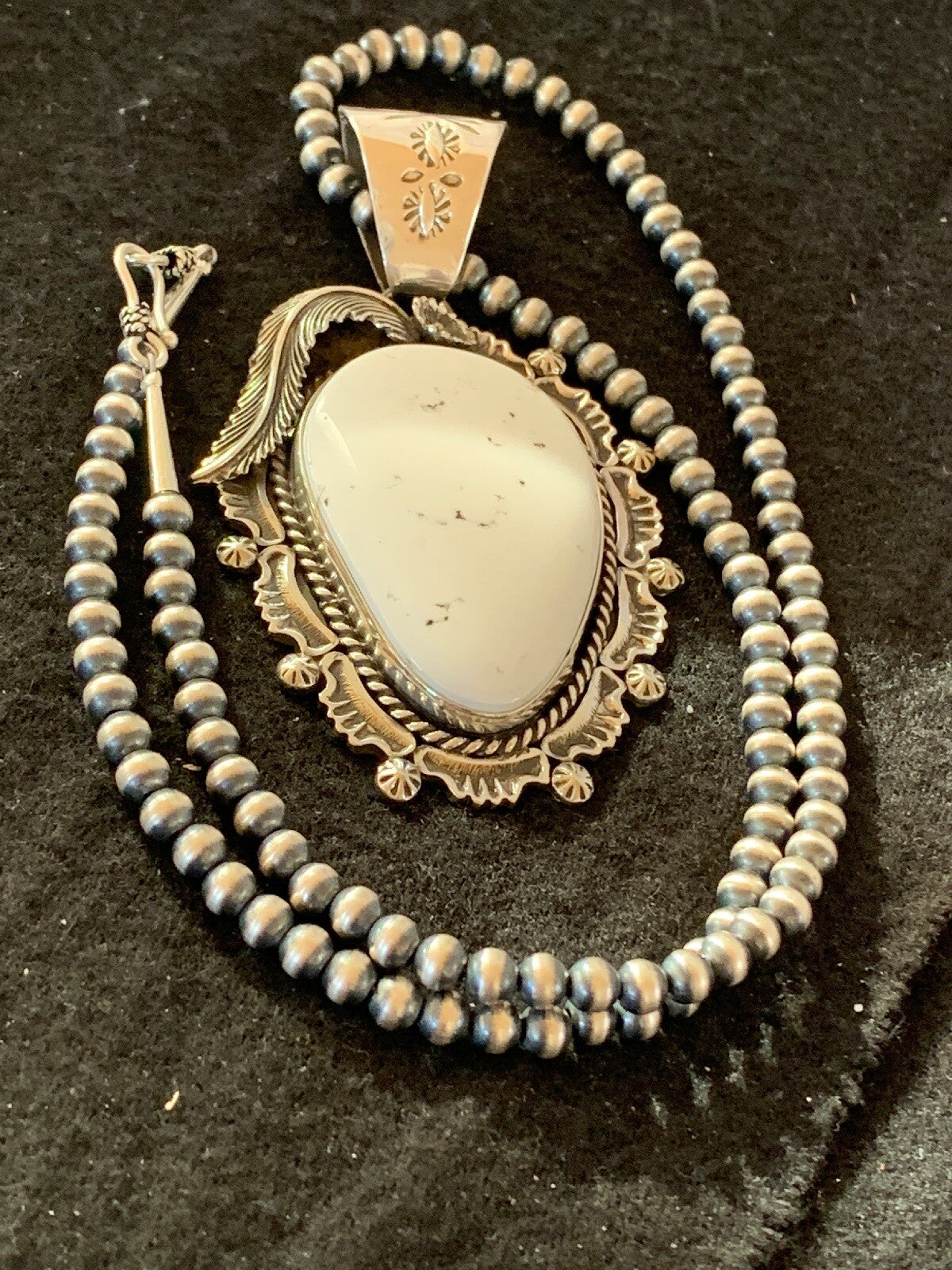 Mens White Buffalo Turquoise Pendant Navajo Sterling Silver Necklace 04238