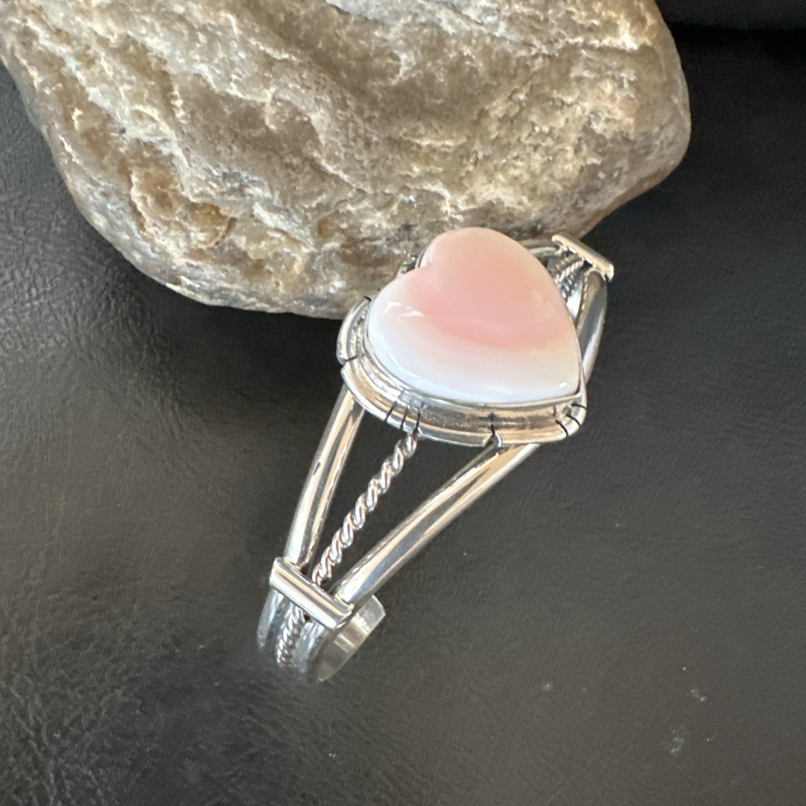 Heart Pink Conch Navajo American Sterling Silver Cuff Bracelet 7.25” 19282