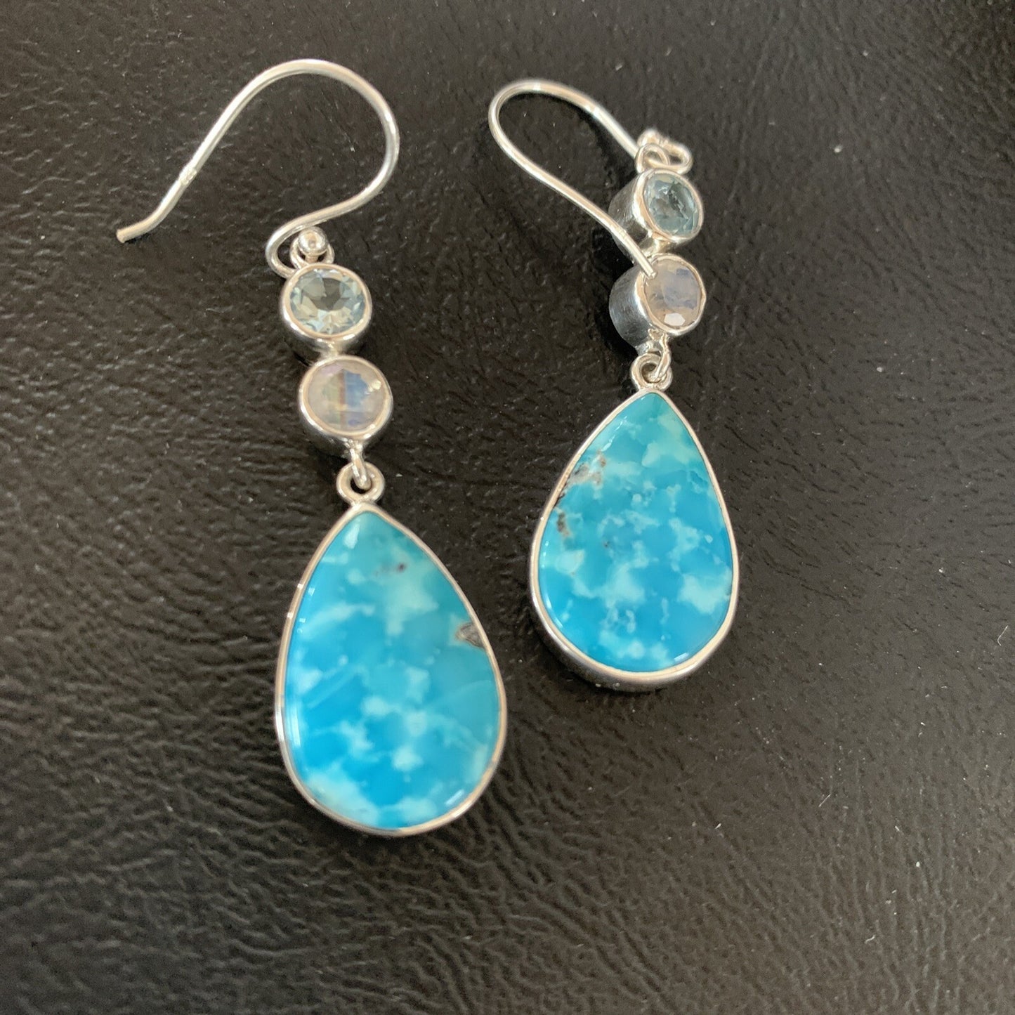 Womens Blue Kingman Turquoise Navajo Sterling Silver Earrings 12034