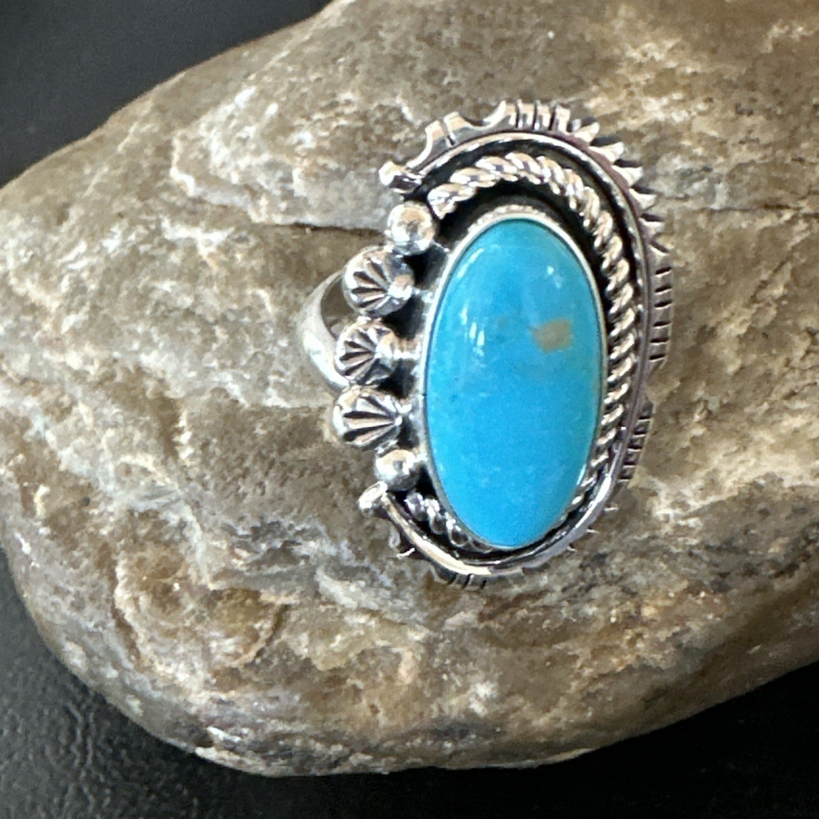Yazzie Handmade Navajo Sterling Silver  Blue Kingman Turquoise Ring Sz 8.5 19627