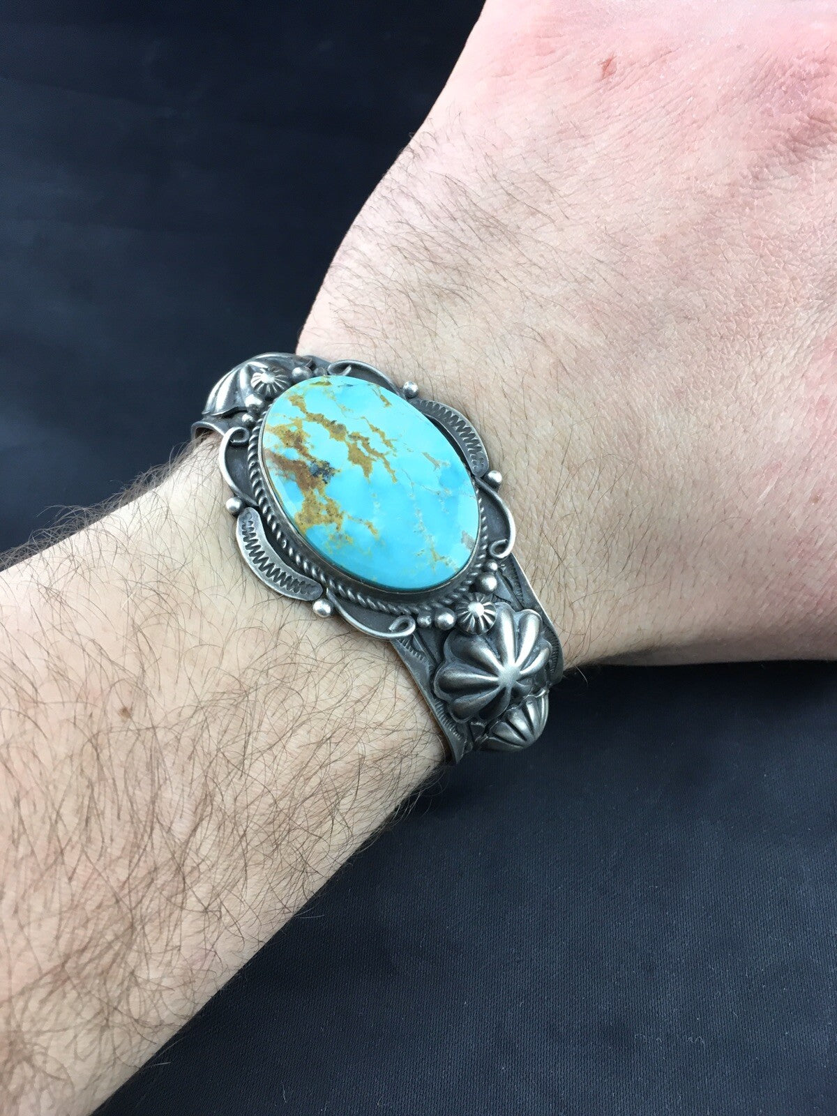 Kingman Turquoise Navajo Sterling Silver Cuff Bracelet 04538