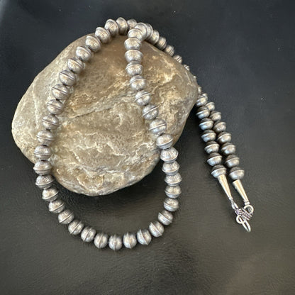 8mm Hand Stamped Bench Navajo Pearls Sterling Silver Bead Necklace 23" 18406