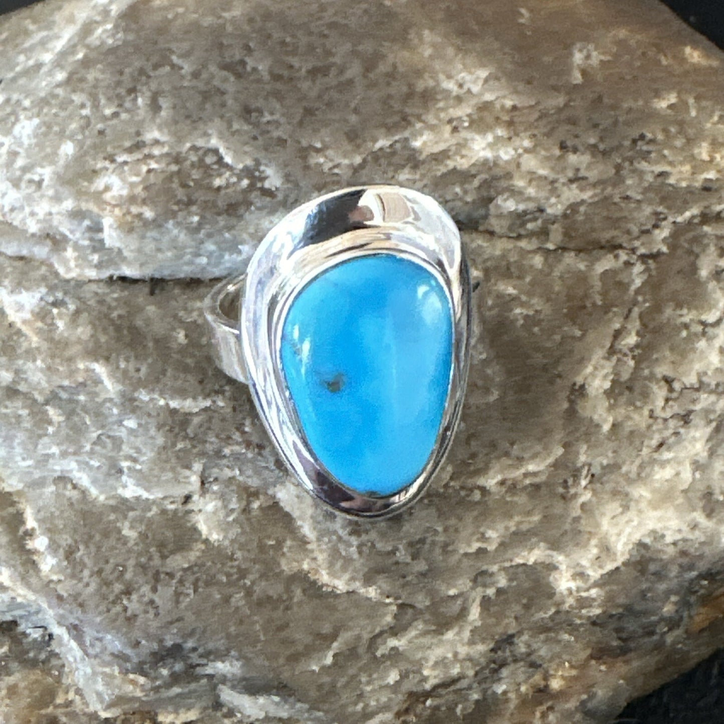 WoMens Sterling Silver Robin Egg Blue Kingman Turquoise Ring Size 6 17732