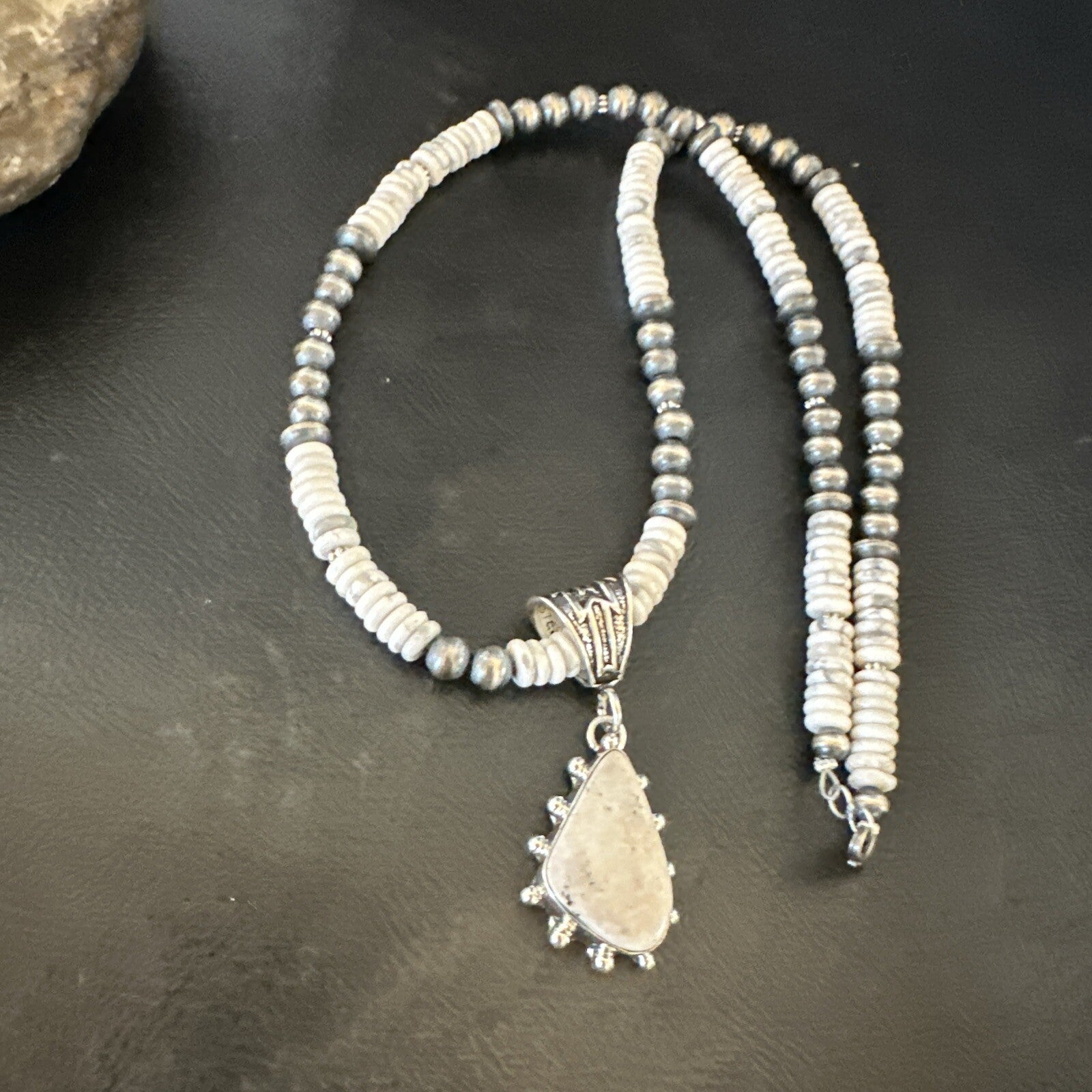 White Buffalo Turquoise Pendant Navajo Pearls Sterling Silver Necklace 22" 18258