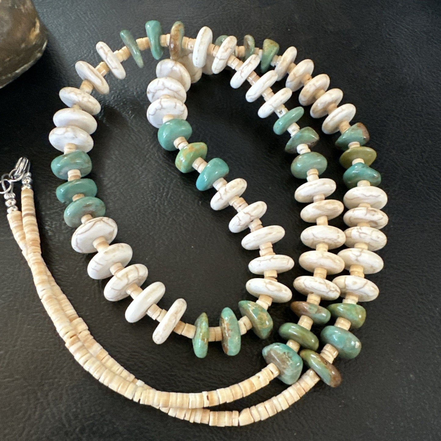 Green Royston Turquoise Shell Santo Domingo Sterling Silver Necklace 29” 19681