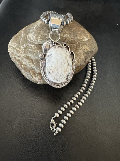 White Buffalo Turquoise Pendant Navajo Pearls Sterling Silver Necklace 19377