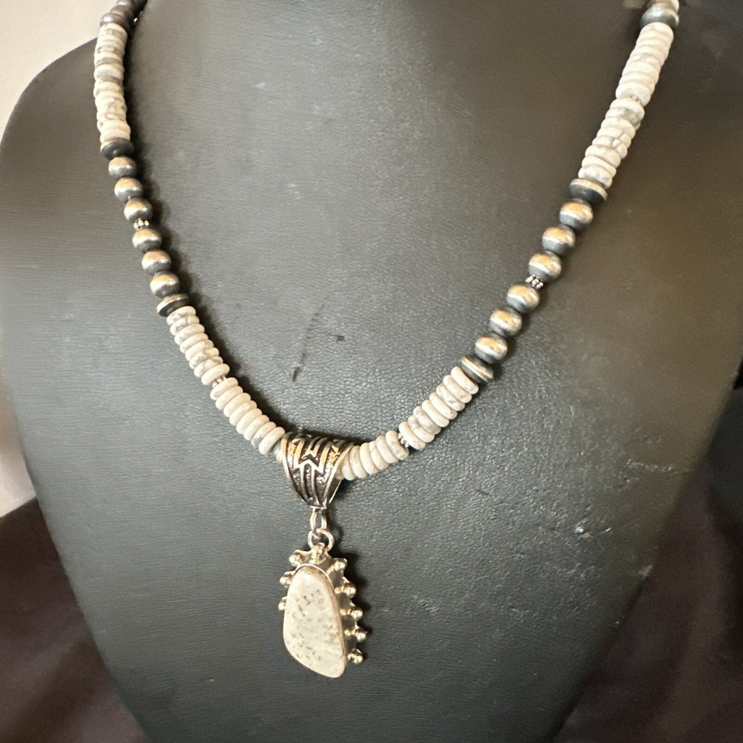 White Buffalo Turquoise Pendant Navajo Pearls Sterling Silver Necklace 22" 18259