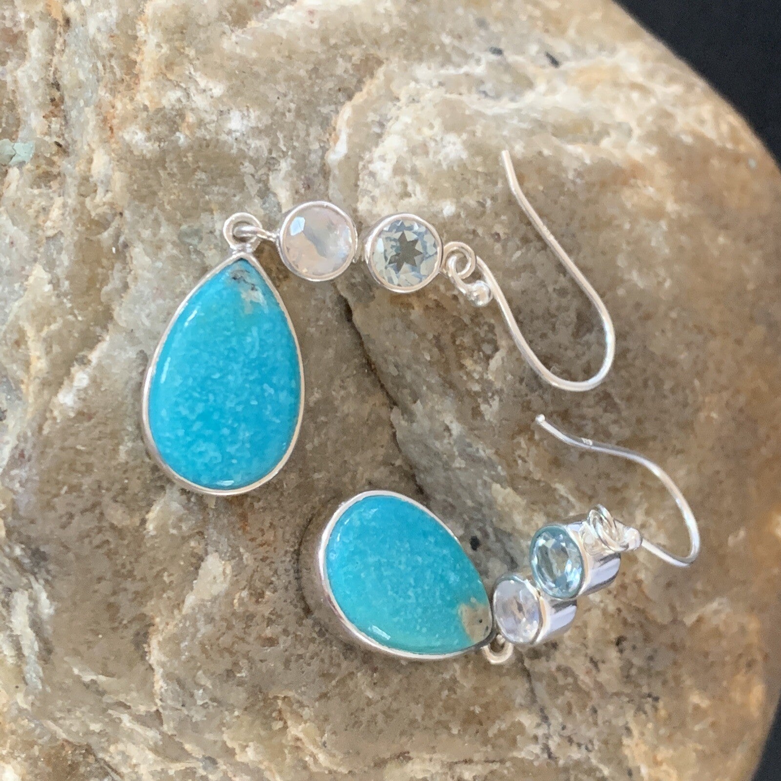 Womens Blue Kingman Turquoise Navajo Sterling Silver Earrings 12035