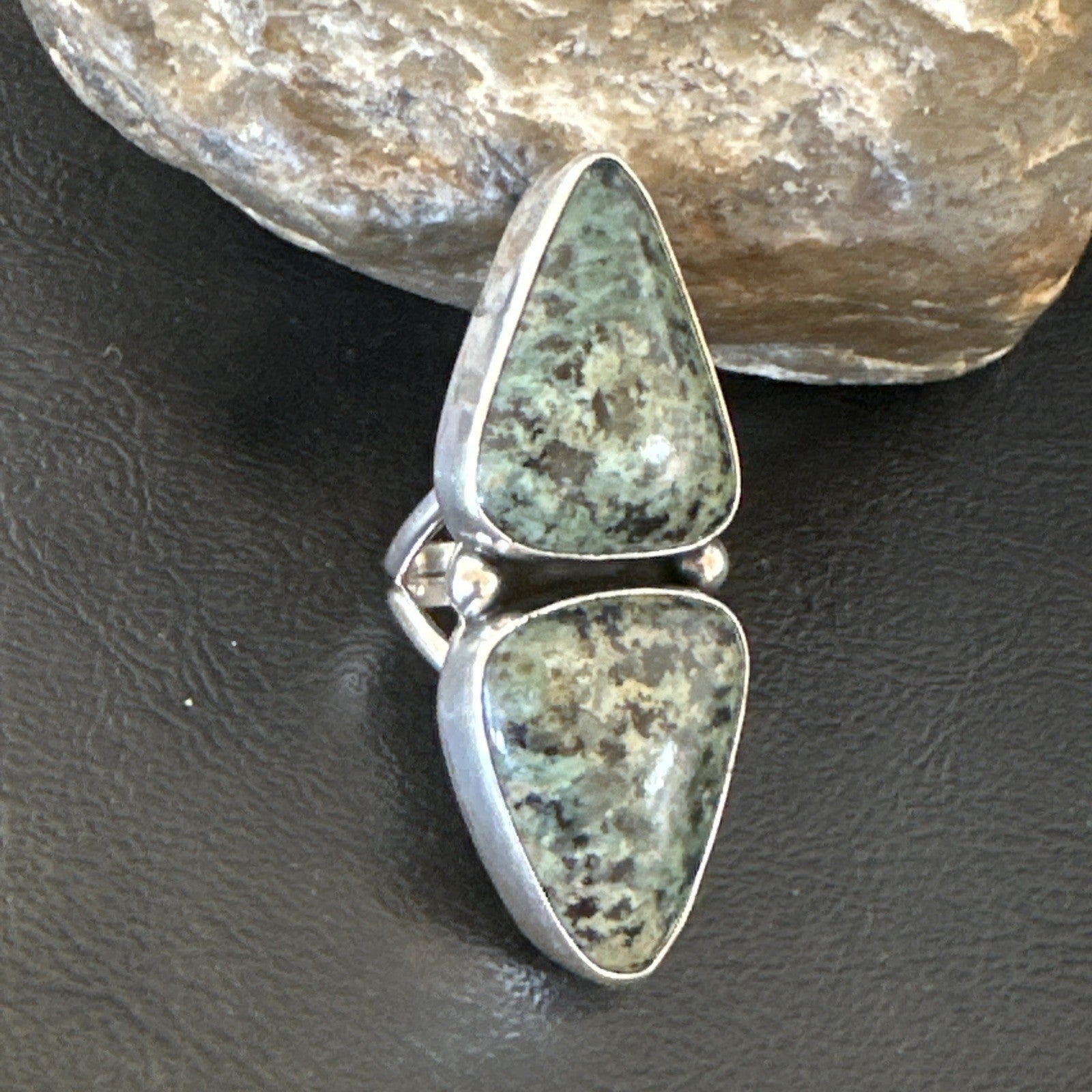 H Joe Womens Navajo Sterling Silver Green Turquoise Ring 2 Stone Size 7 19359