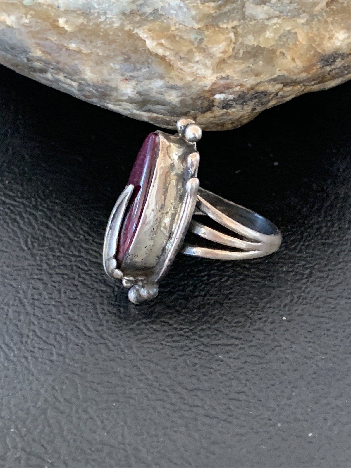 Womens Purple Spiny Oyster Navajo Sterling Silver Ring Size 5.5 03478