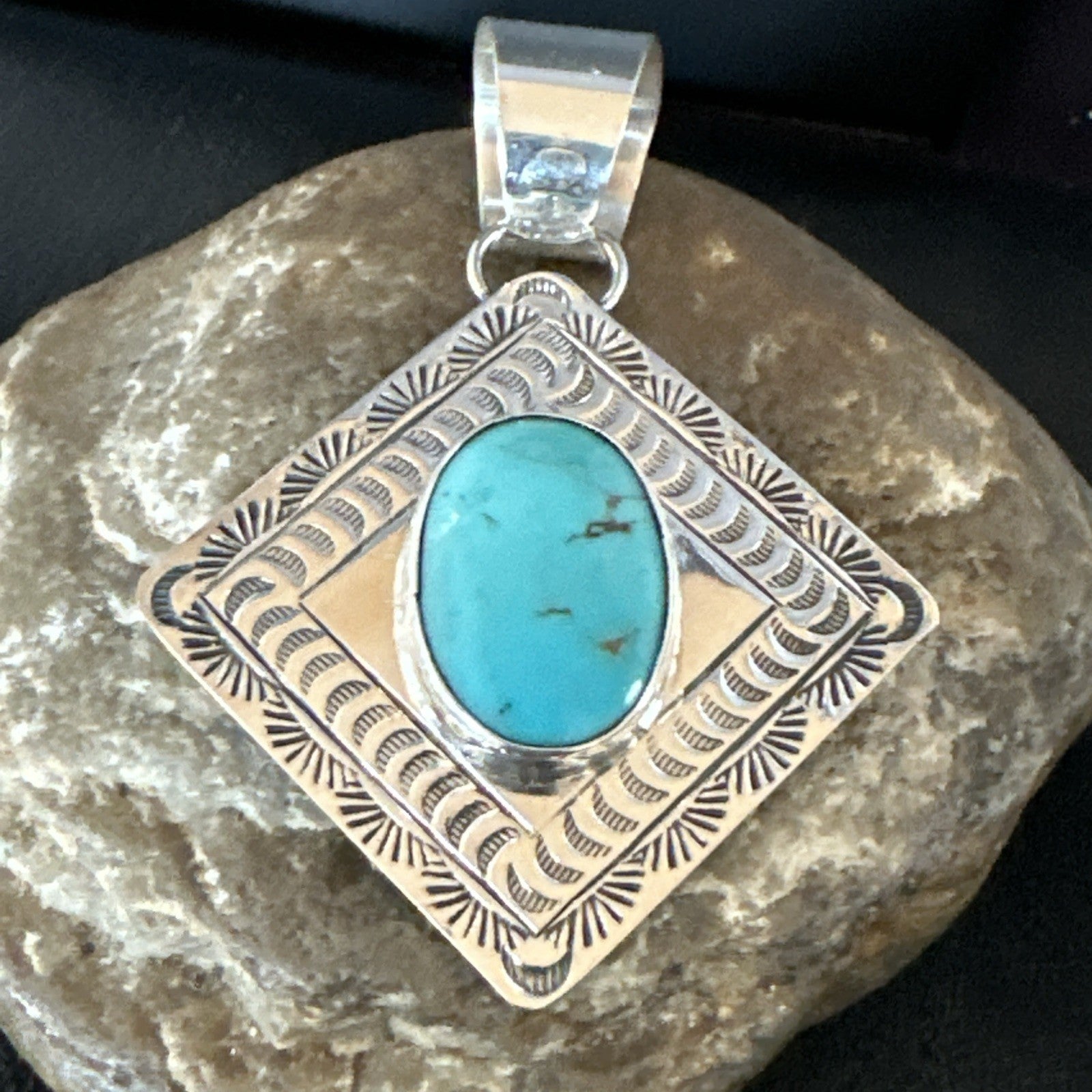 Men Women Blue Kingman Turquoise Pendant Navajo Sterling H Joe 19519