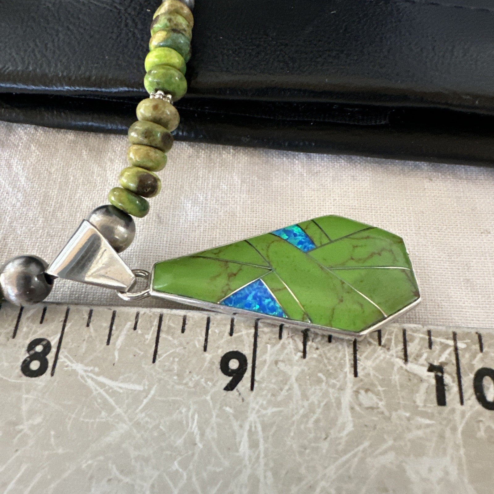 Womens Green Gaspeite Turquoise Pendant Navajo Sterling Silver Necklace 19546