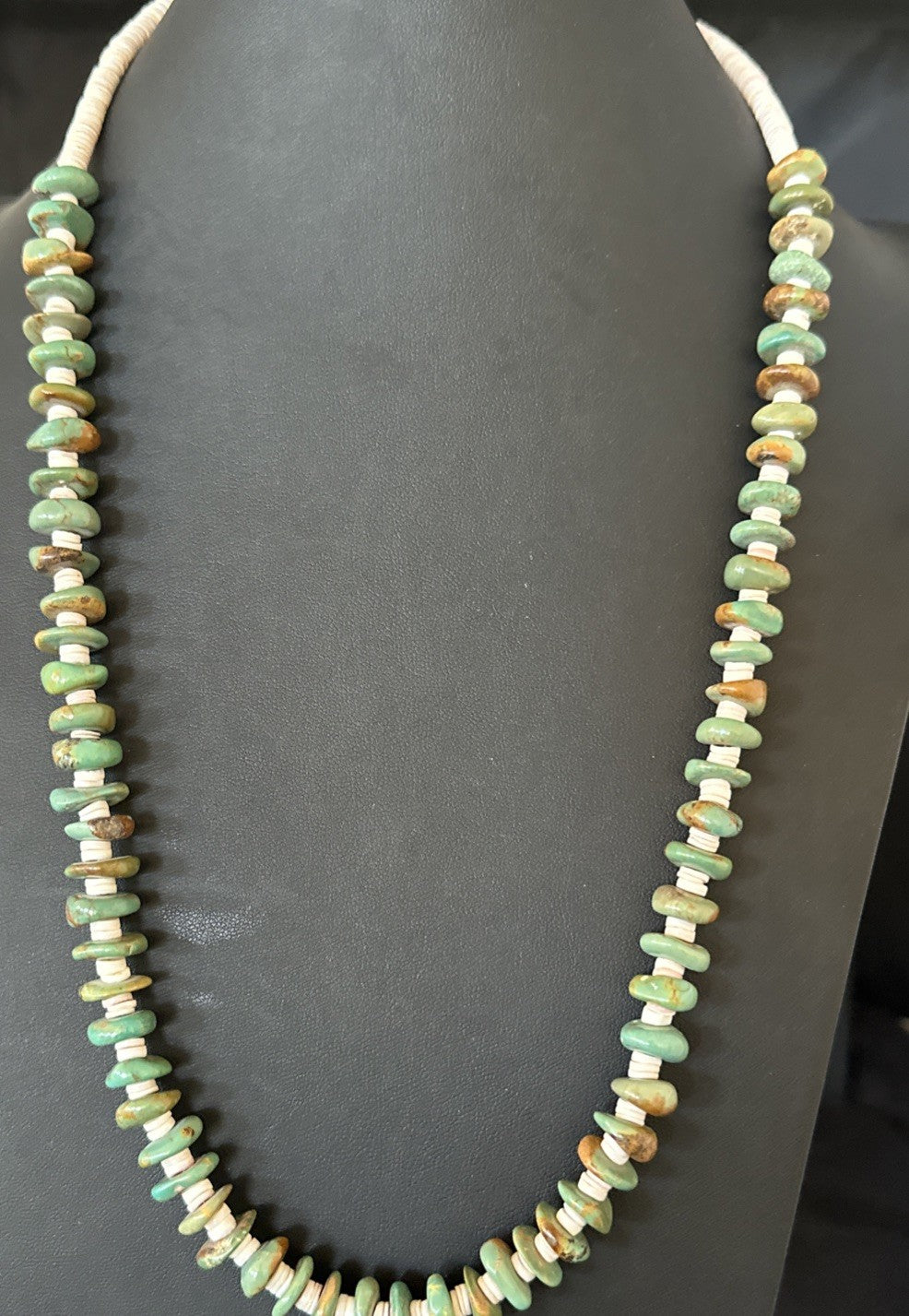 Green Royston Turquoise Shell Santo Domingo Sterling Silver Necklace 27” 19680