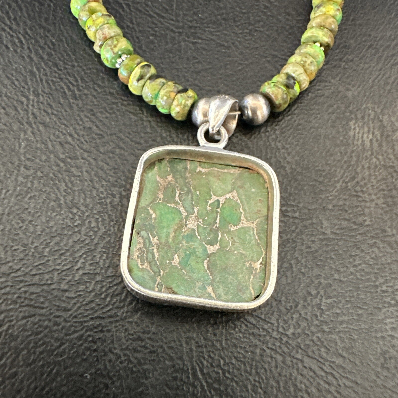 Womens Green Gaspeite Turquoise Pendant Navajo Sterling Silver Necklace 18368