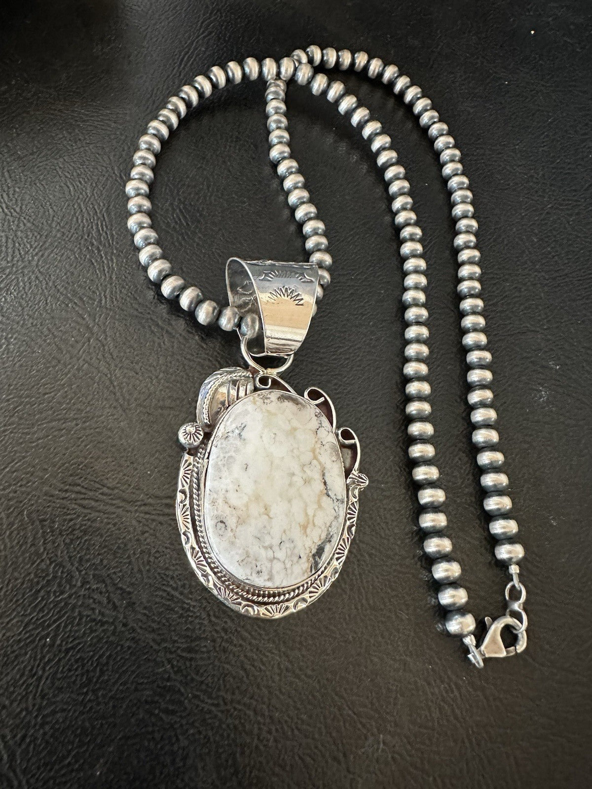 White Buffalo Turquoise Pendant Navajo Pearls Sterling Silver Necklace 19377
