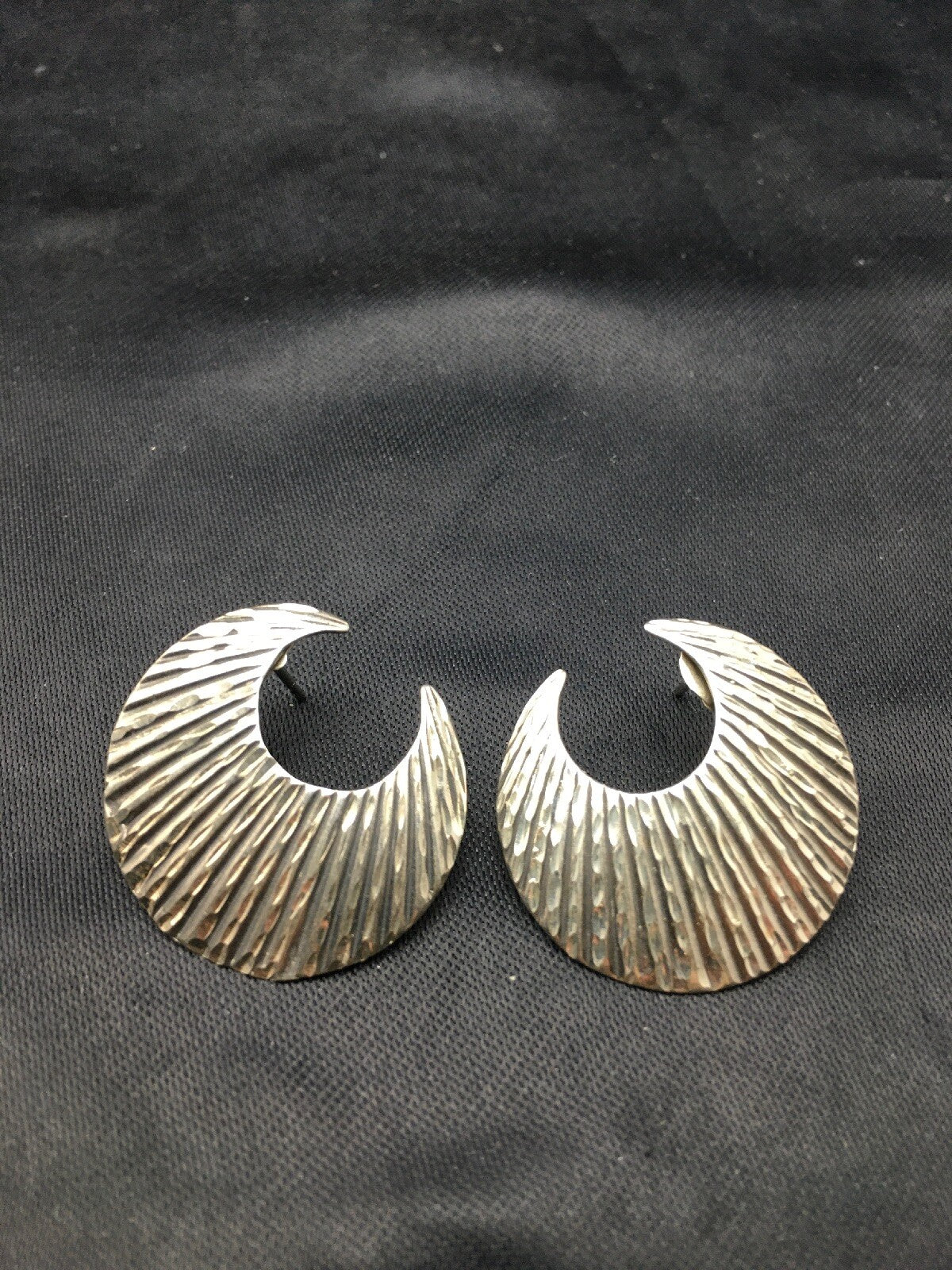 Crescent Indian Navajo Sterling Silver Stud Earrings 1" 04487