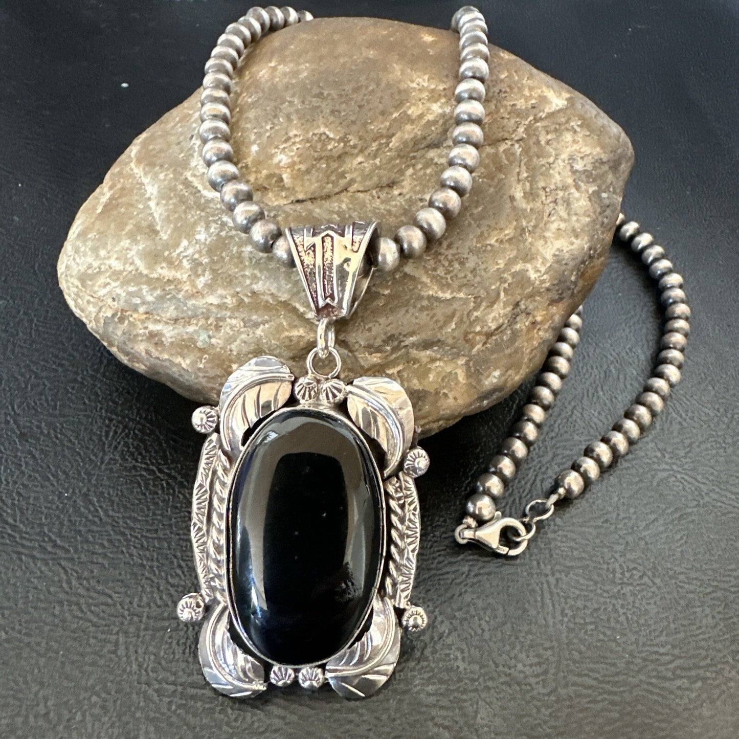 Mens Womens Black Onyx Pendant Navajo Sterling Silver Beads Necklace 18298
