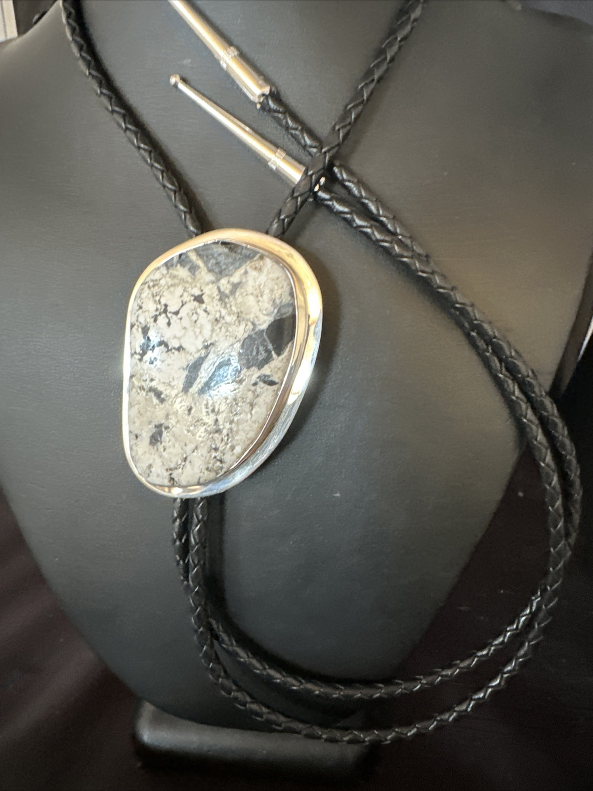 Mens BOLO TIE WHITE BUFFALO TURQUOISE Sterling Silver Navajo 2.5 in 15005