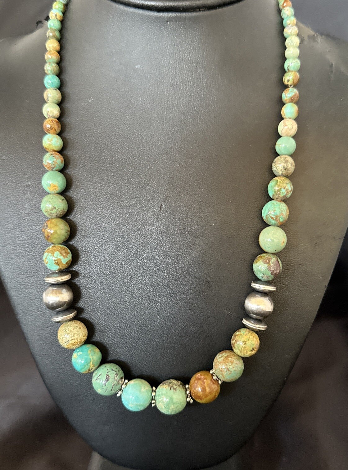 Green Turquoise Graduated Navajo Sterling Silver Necklace 21” 17782