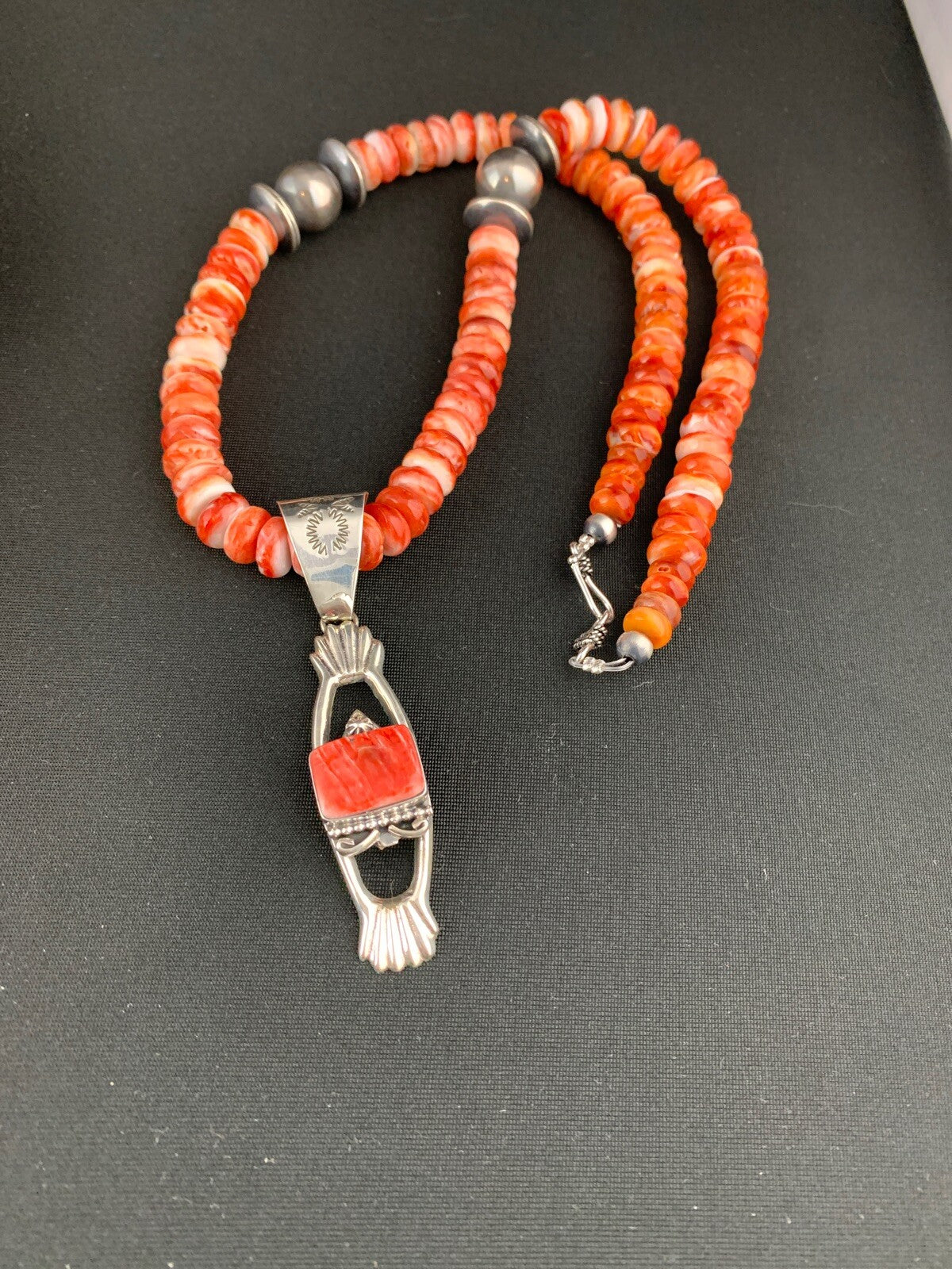 Native Mens Red Spiny Oyster Pendant Navajo Sterling Silver Necklace 04782