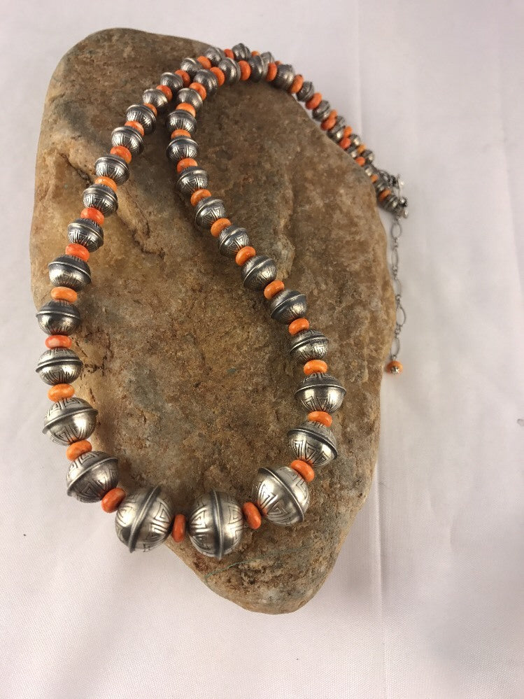 Spiny Oyster Navajo Pearls Bench Bead Sterling Silver Necklace 21" 95407